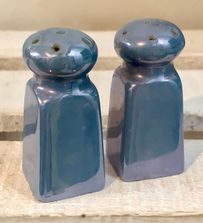 Lustreware salt & Pepper shaker set (OTTV 2902.1) sold as pair, 2 sets available