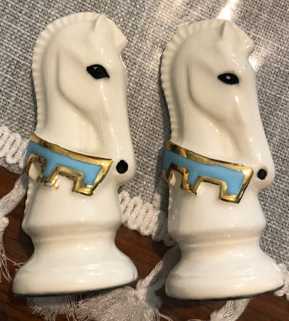 Duncan Mold Hand Painted Medieval Ceramic Chess pieces Gold detail (OTTV 2840) priced individually based condition of each piece