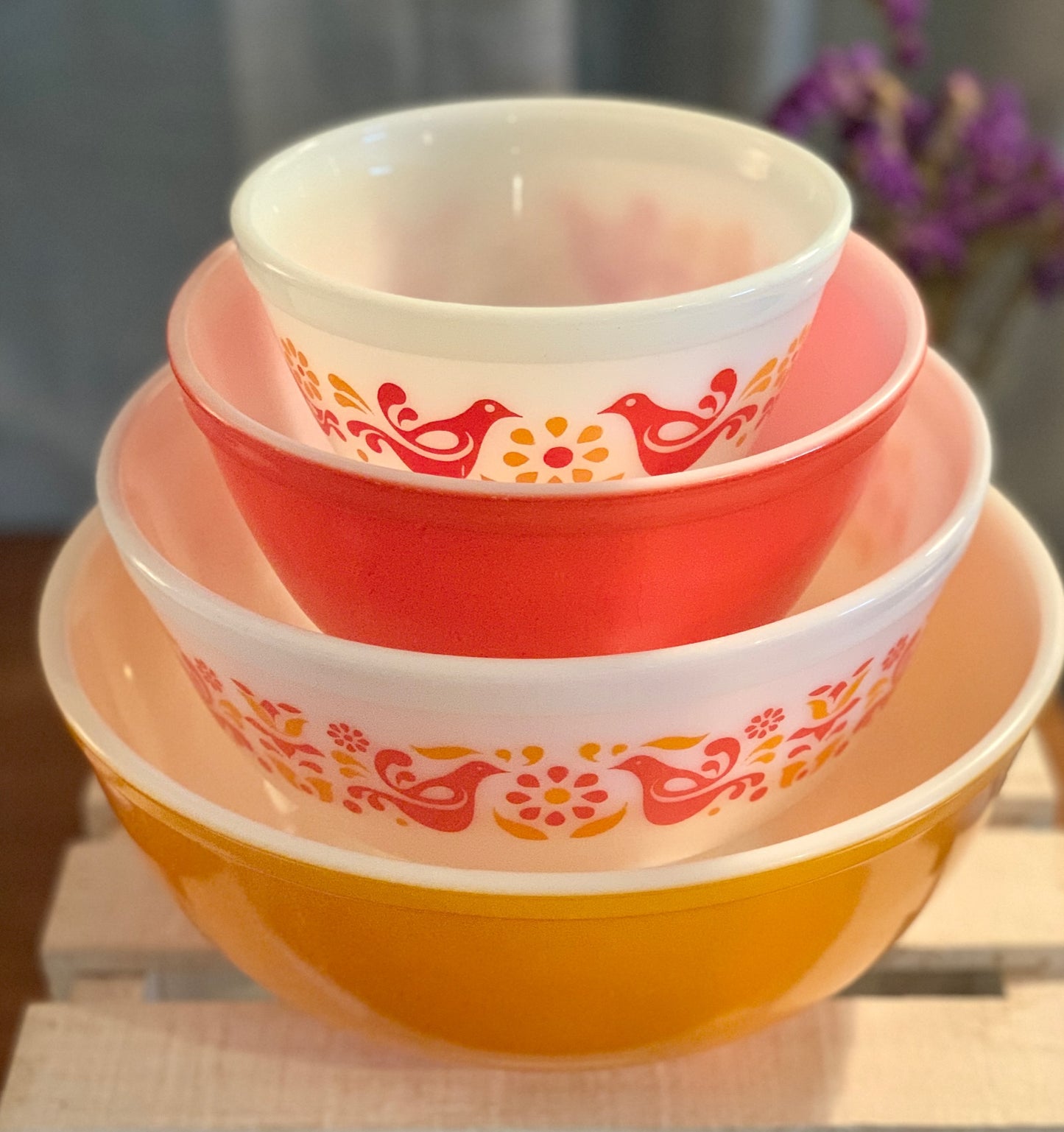 Pyrex Friendship mixing bowl full stack (OTTV 1017) sold as full stack 401, 402, 403, 404