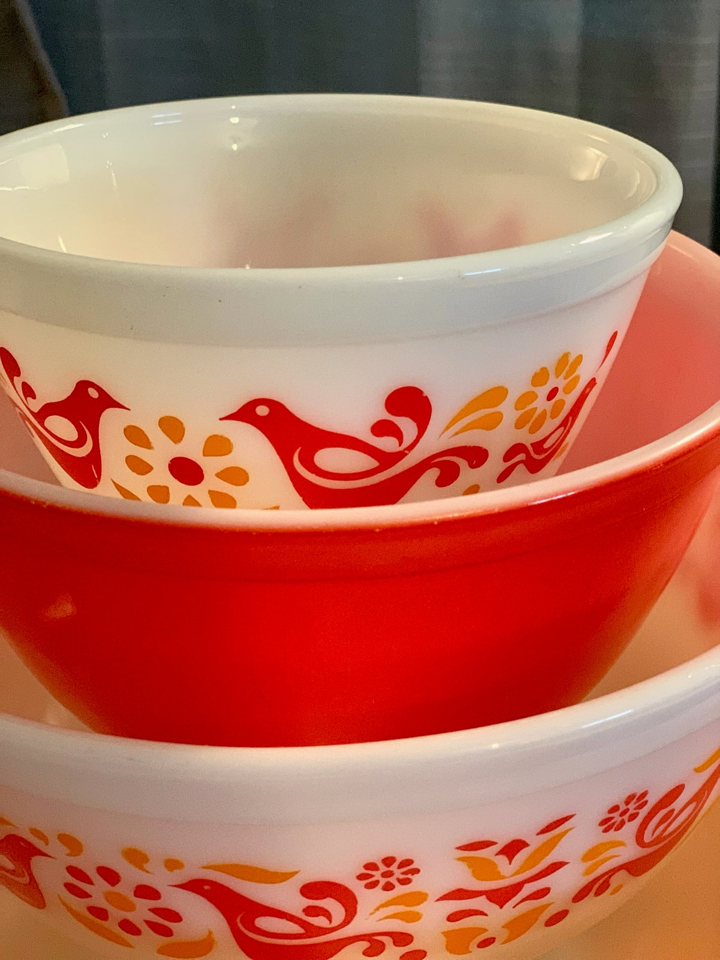 Pyrex Friendship mixing bowl full stack (OTTV 1017) sold as full stack 401, 402, 403, 404