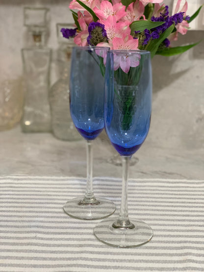 blue champagne flutes with clear stems set of 2 (1327)