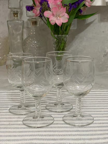 Etched small/cordial wine glasses (OTTV 2059) priced as set of 4