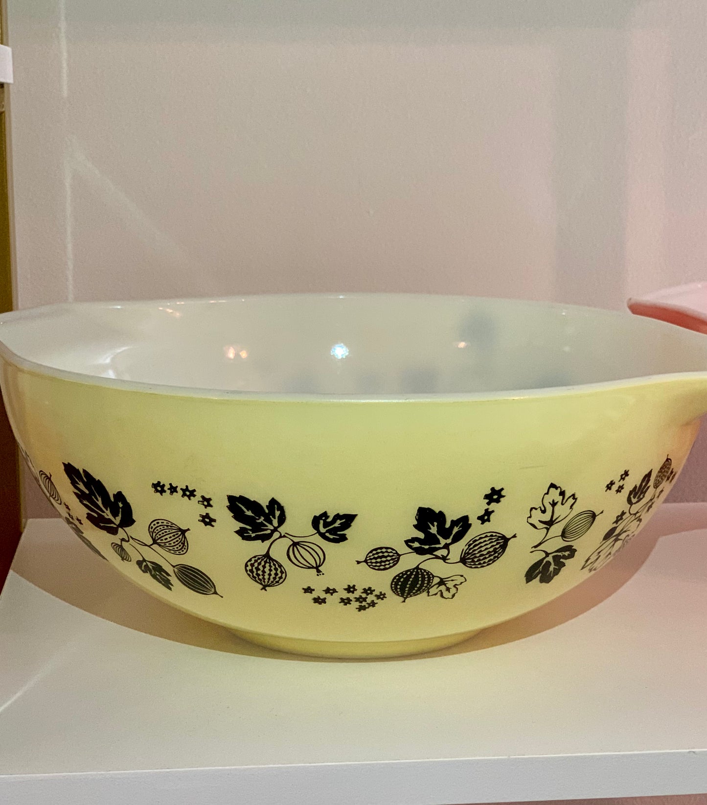 Pyrex Yellow Gooseberry 444