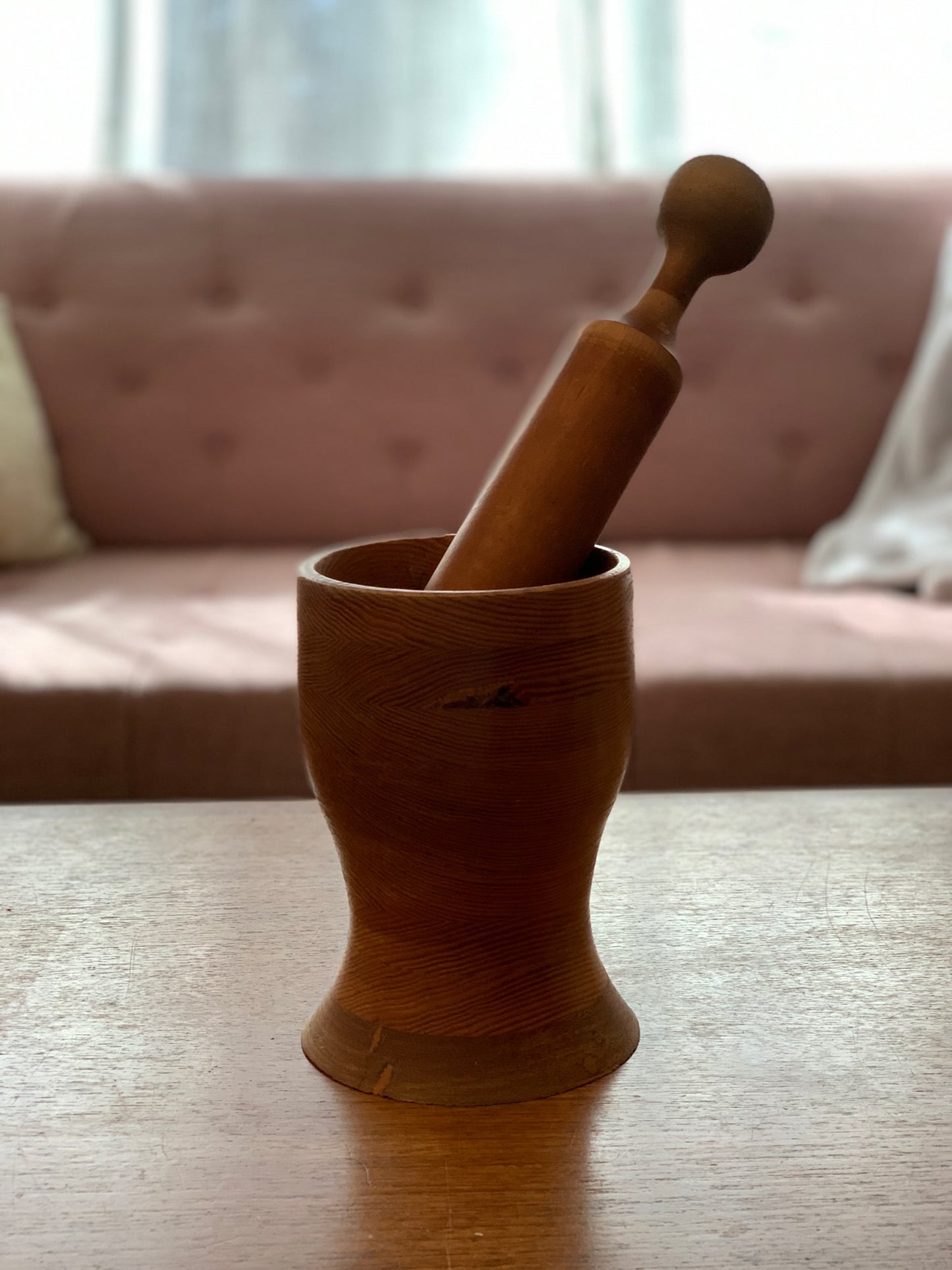 Wooden mortar and pestle (2411.1)