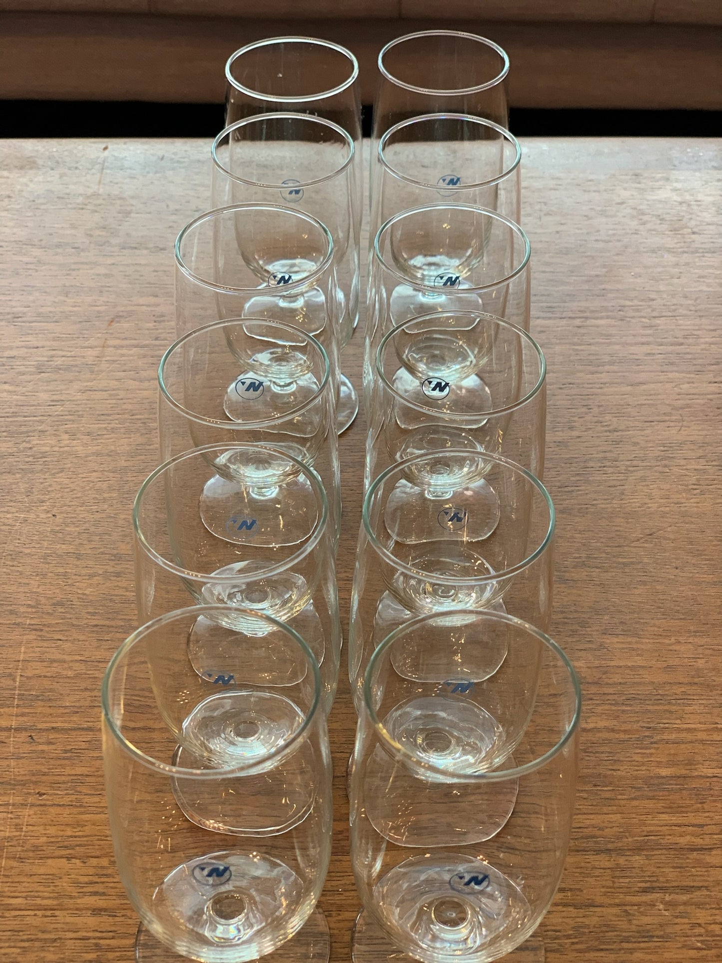 Rare vintage collectibles NWA first class champagne wine glasses Northwest Airlines (2165) priced individually, 12 available