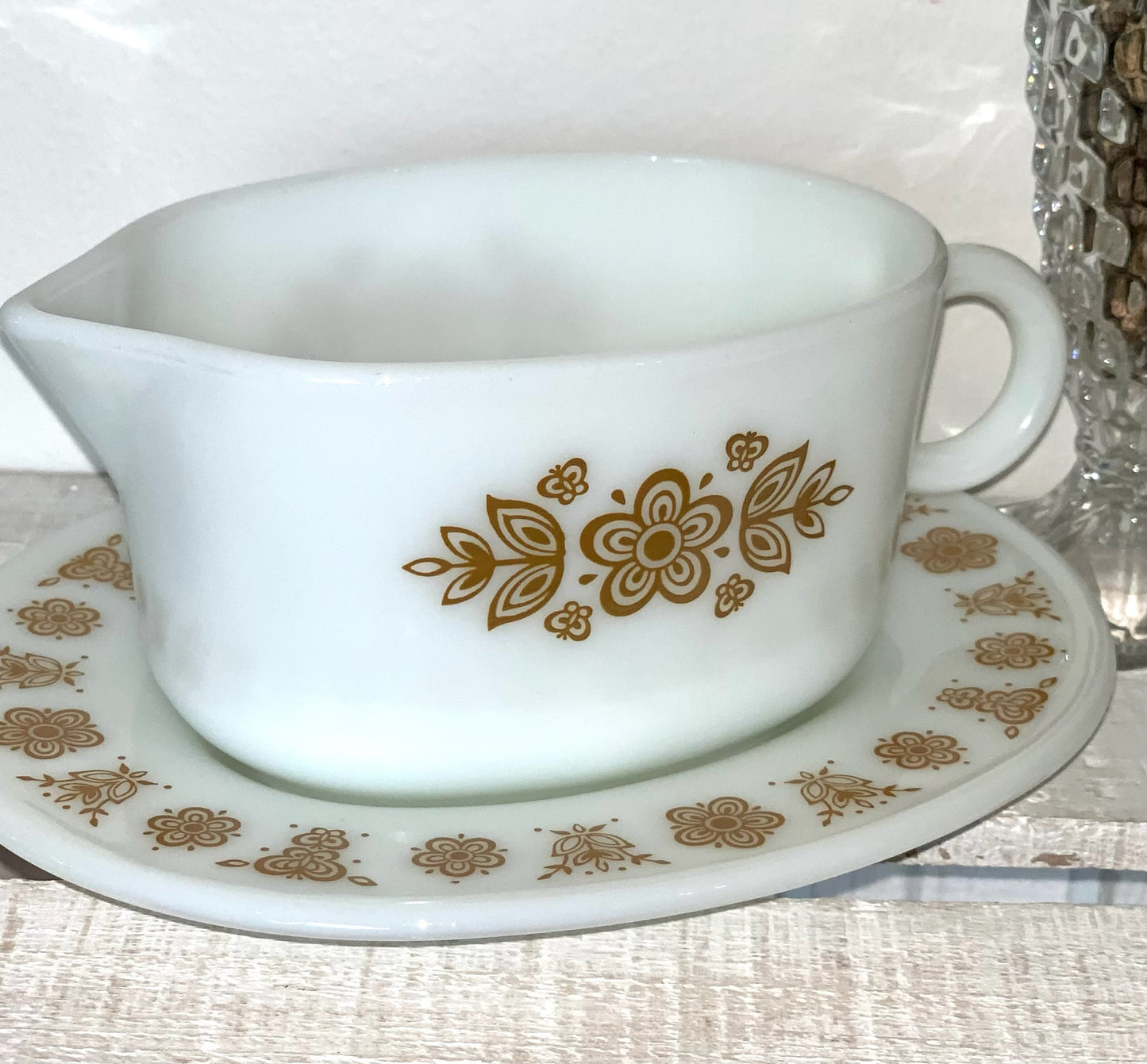 Butterfly Gold Pyrex pieces (OTTV 2864) priced individually