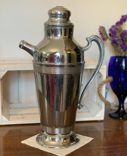 Art deco stainless chrome cocktail shaker (OTTV 2873.3)