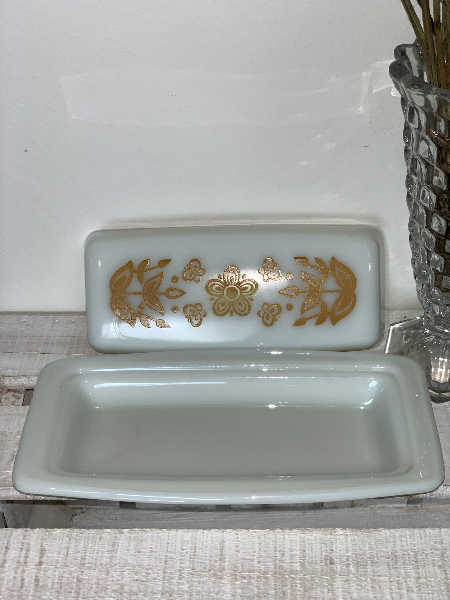 Butterfly Gold Pyrex pieces (OTTV 2864) priced individually